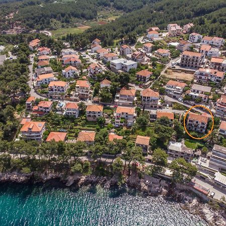 Apartments And Room Caric Jelsa  Buitenkant foto