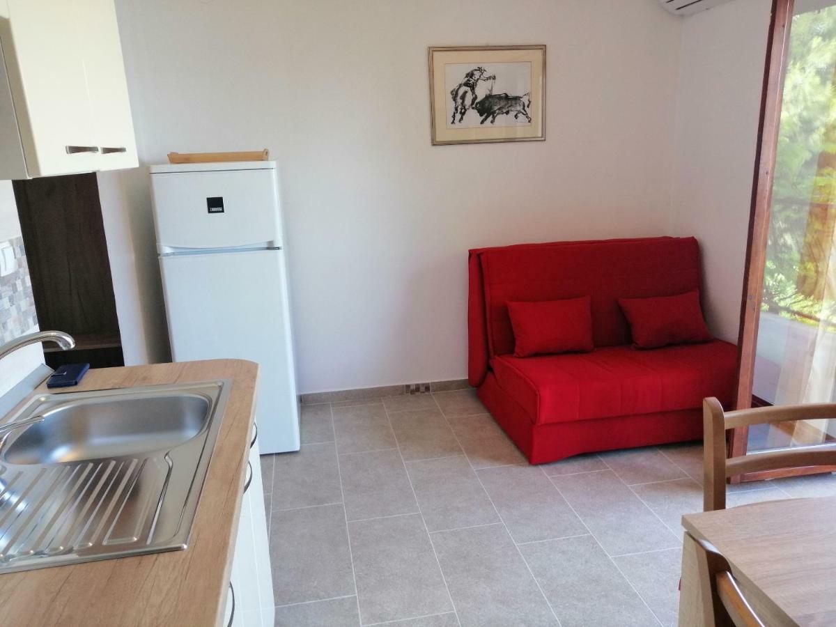 Apartments And Room Caric Jelsa  Buitenkant foto